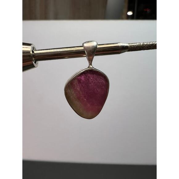 NEW Watermelon Tri color tourmaline sterling silver pendant 1.65 grams - Picture 6 of 8